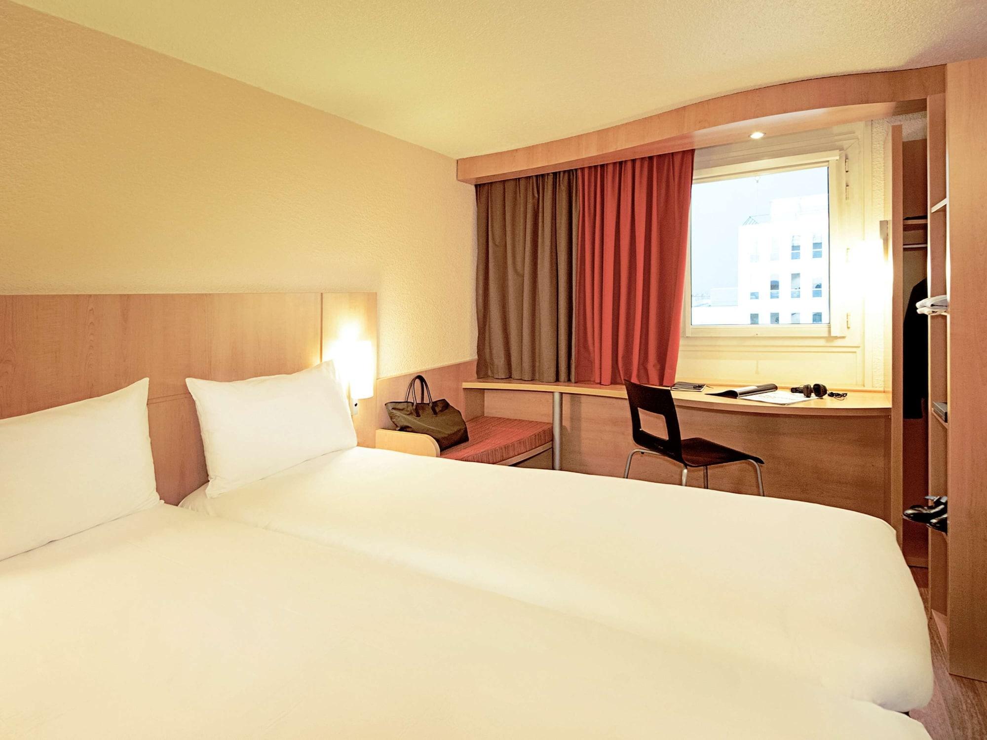 Hotel Ibis Hamburg Alsterring Exteriér fotografie