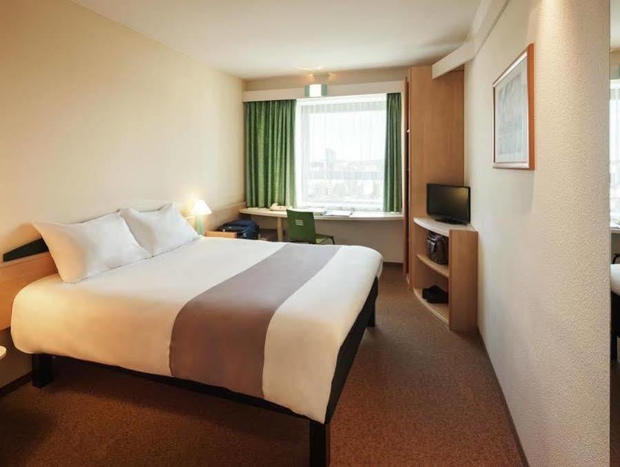 Hotel Ibis Hamburg Alsterring Exteriér fotografie