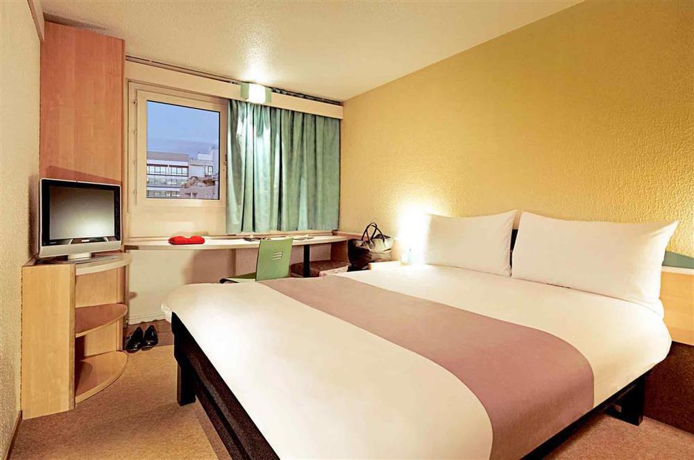 Hotel Ibis Hamburg Alsterring Pokoj fotografie